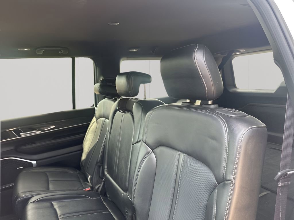 Used 2022 Jeep Wagoneer Series II image 19