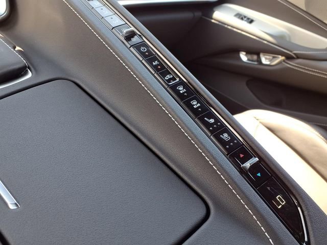 Used 2025 Chevrolet Corvette Stingray Preferred Conv w/ Z51 Performance Package RWD image 7