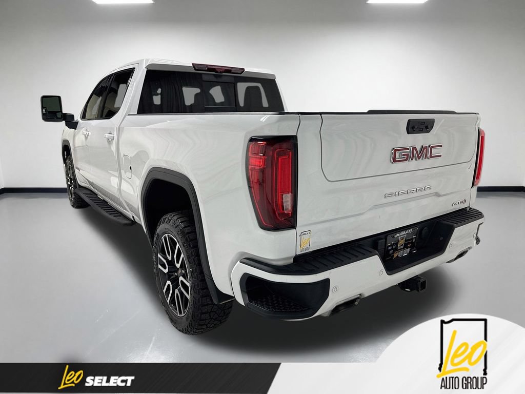 Used 2024 GMC Sierra 1500 AT4 w/ Technology Package AWD/4WD image 10