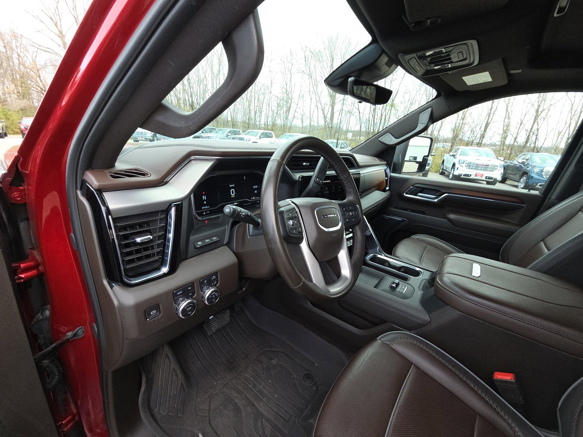 Used 2024 GMC Sierra 2500 Denali w/ Denali Reserve Package image 16