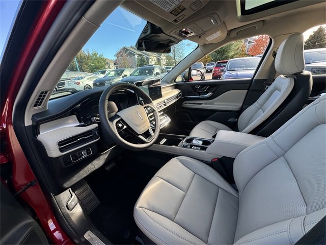 New 2026 Lincoln Corsair Premiere image 20