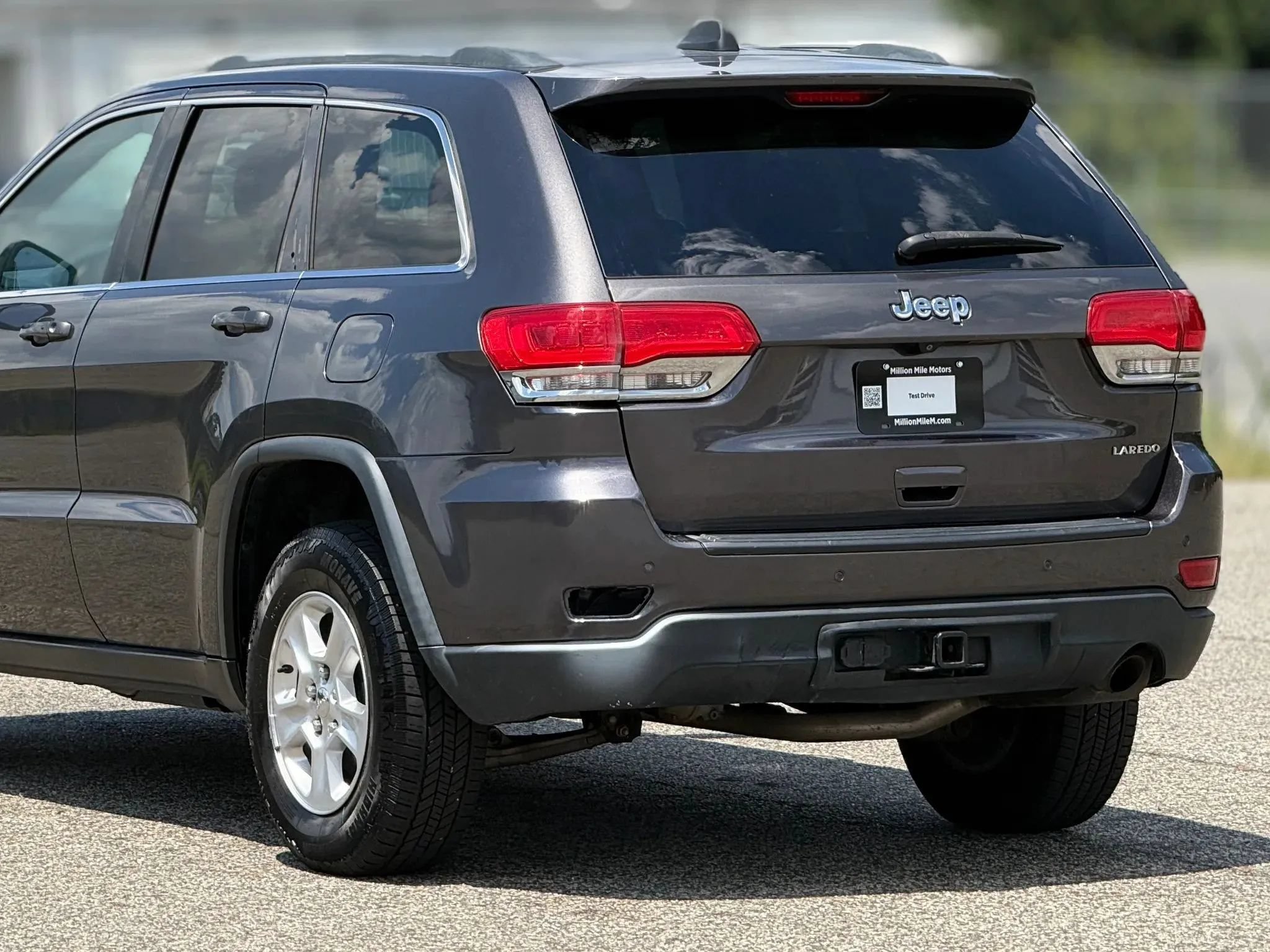 Used 2016 Jeep Grand Cherokee Laredo w/ Quick Order Package 23E AWD/4WD image 16