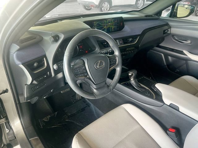Used 2019 Lexus UX 250h image 11