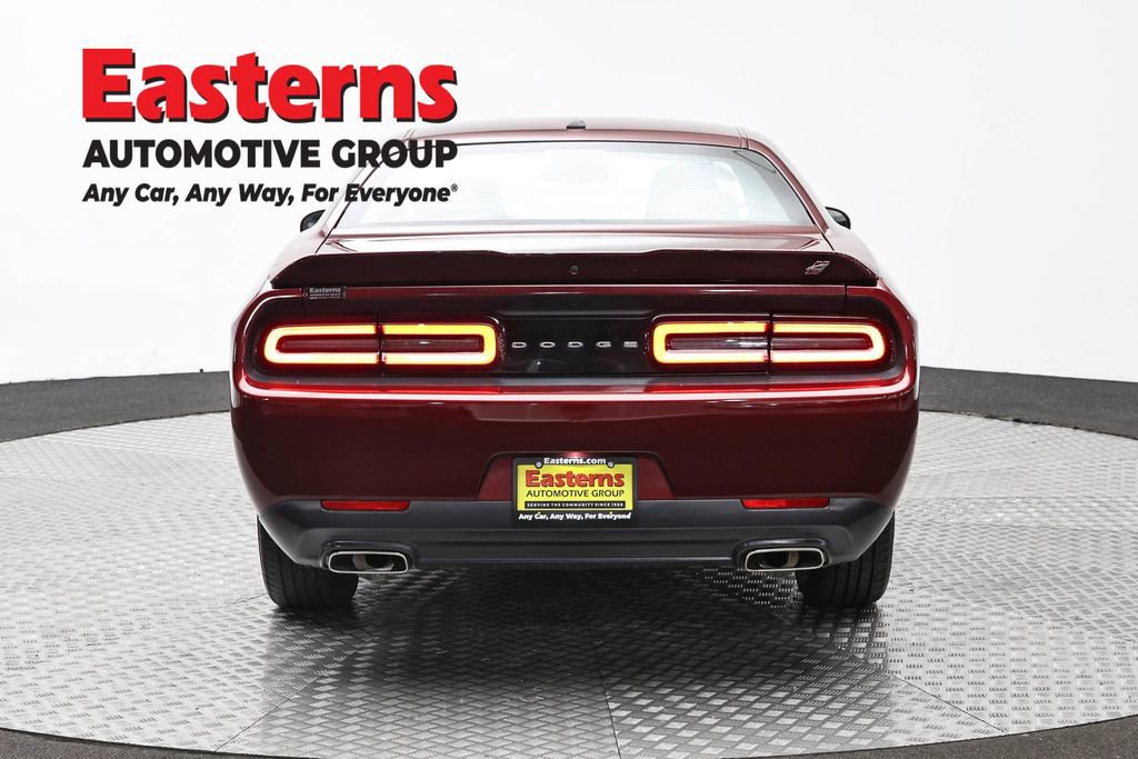 Used 2019 Dodge Challenger SXT AWD/4WD image 6