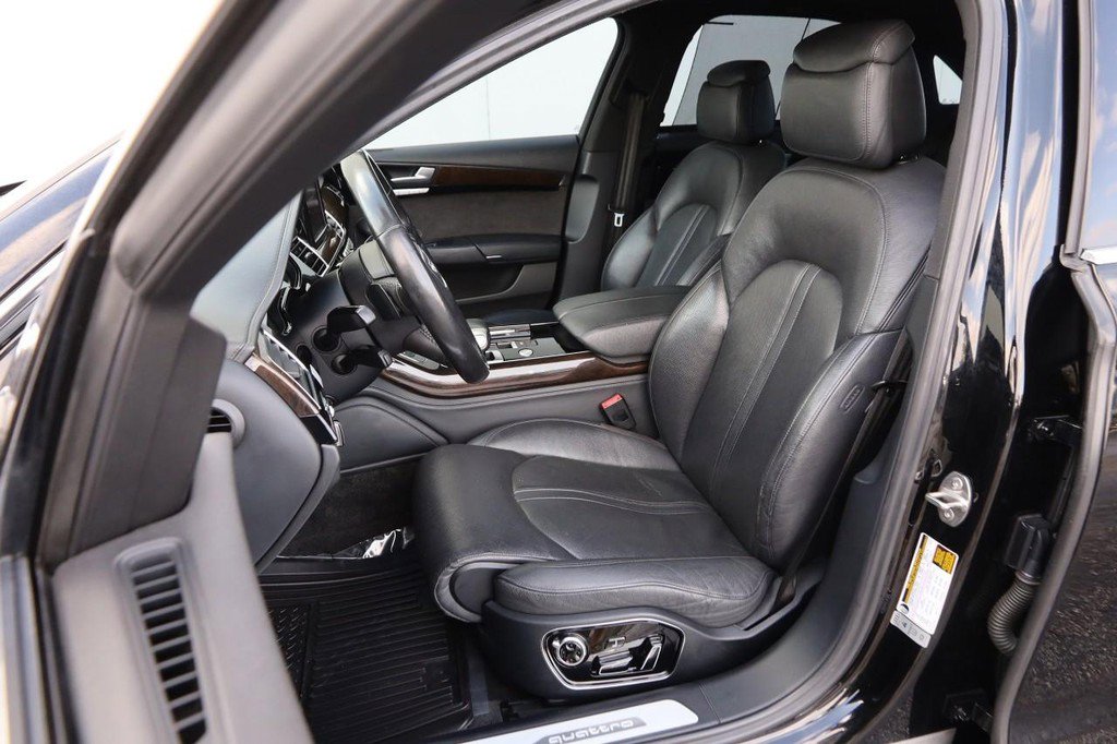 Used 2015 Audi A8 L TDI w/ Premium Package image 10