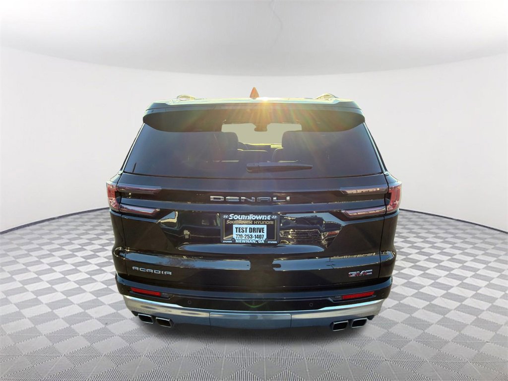 Used 2025 GMC Acadia Denali image 6