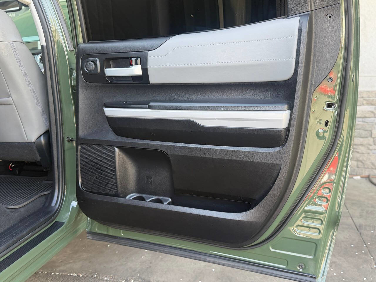 Used 2021 Toyota Tundra Limited w/ Limited Premium Package image 63