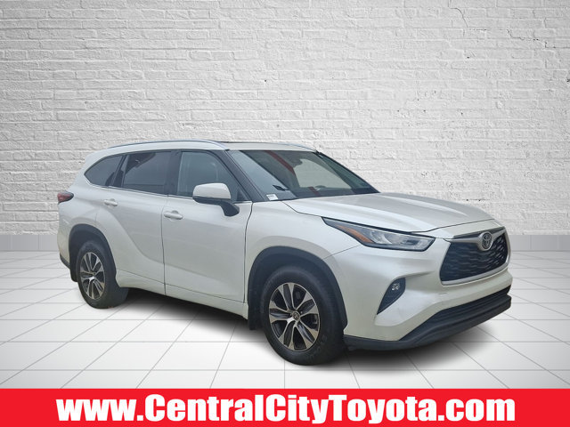 Used 2020 Toyota Highlander XLE