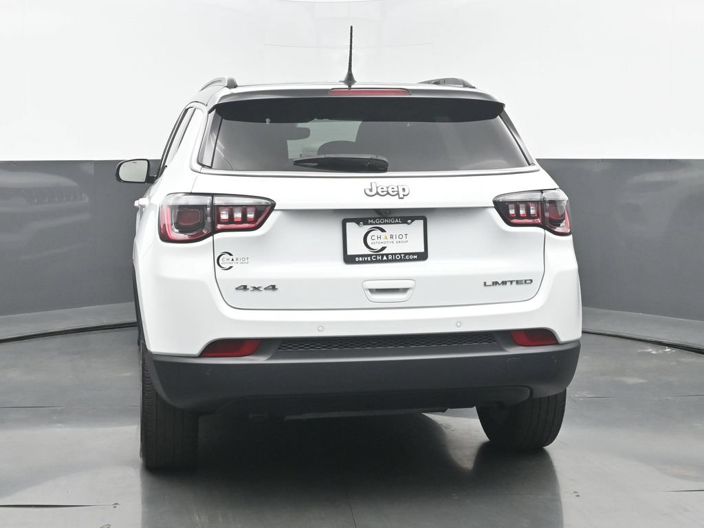 Used 2025 Jeep Compass Limited AWD/4WD image 5