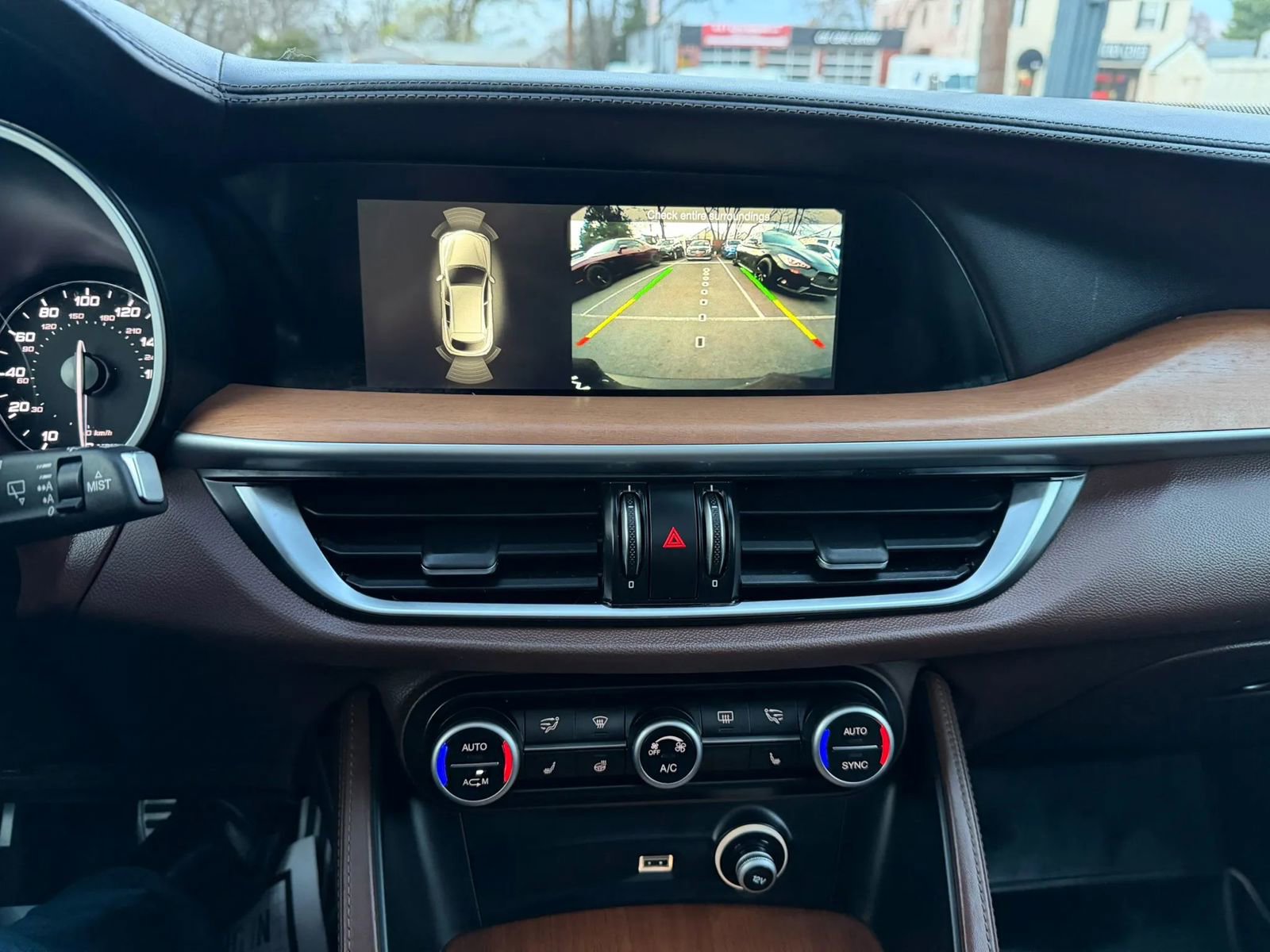 Used 2019 Alfa Romeo Stelvio Ti Lusso w/ Quick Order Package 22X Lusso image 35