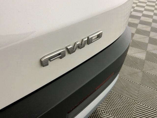 Used 2020 GMC Acadia SLT w/ Driver Alert Package II AWD/4WD image 13