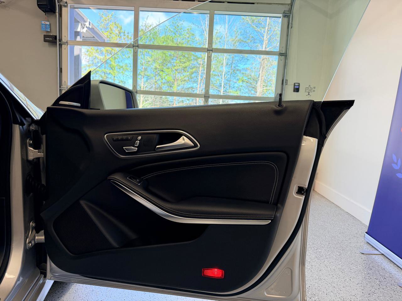 Used 2018 Mercedes-Benz CLA 250 image 23