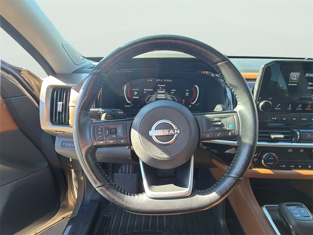 Used 2023 Nissan Pathfinder Platinum w/ Cargo Package image 31