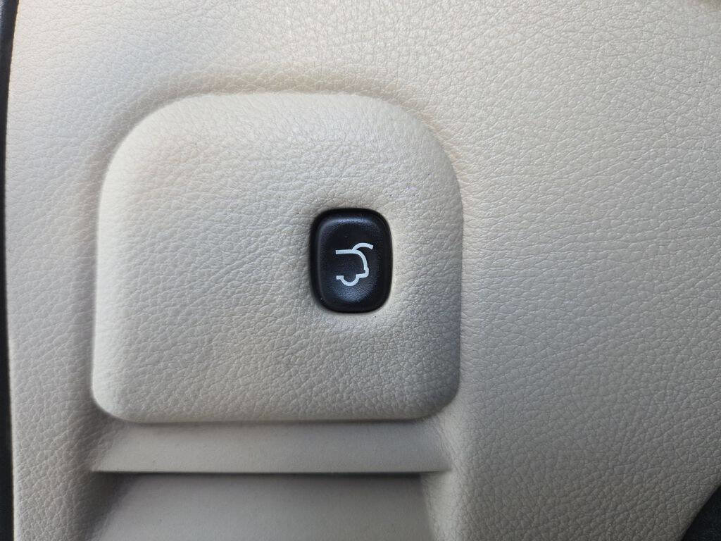 Used 2014 Jeep Grand Cherokee Limited RWD image 15