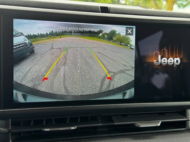 Used 2024 Jeep Wrangler Unlimited Sport AWD/4WD image 32