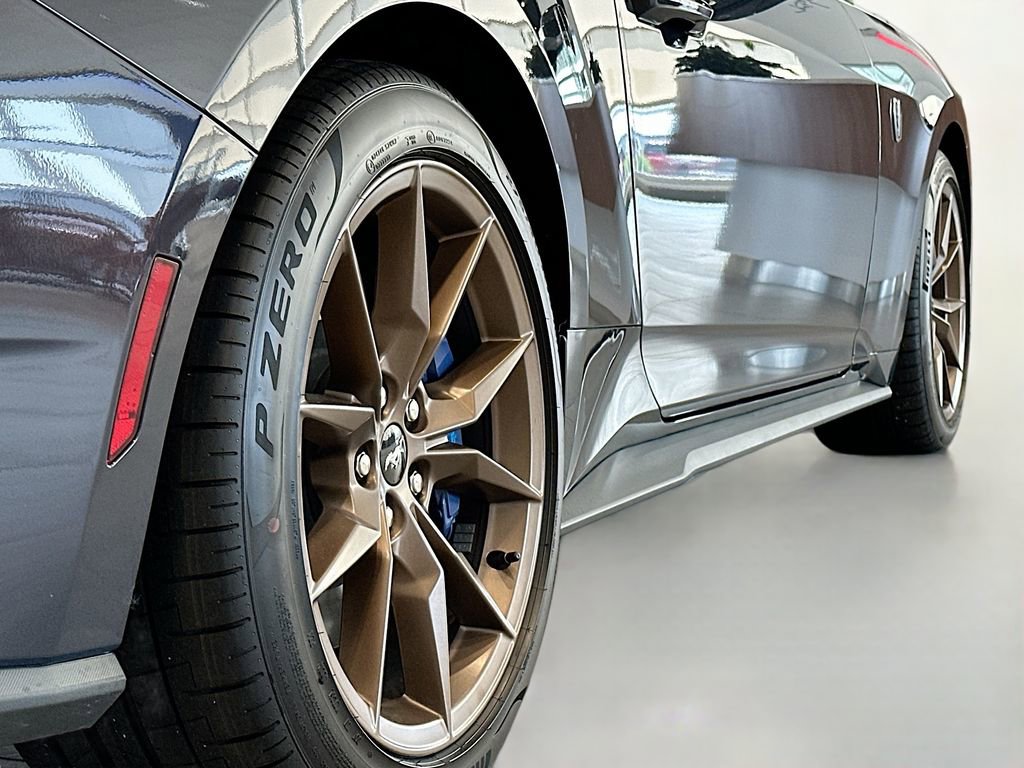 New 2025 Ford Mustang Dark Horse image 19
