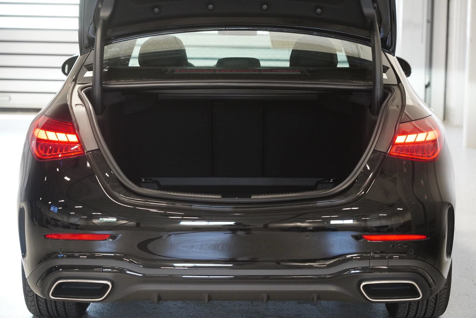 New 2026 Mercedes-Benz C 300 4MATIC Sedan image 32
