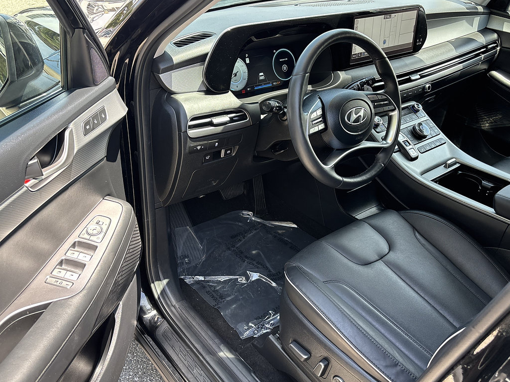 Used 2024 Hyundai Palisade SEL w/ Premium Package FWD image 8