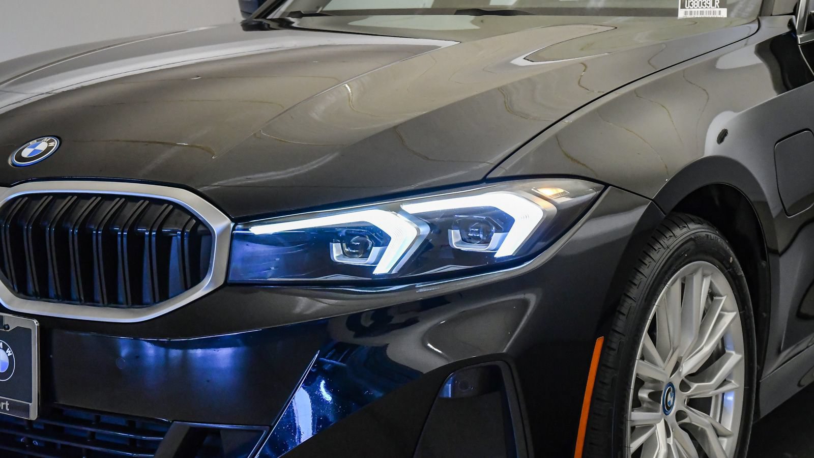Certified 2024 BMW 330e w/ Premium Package RWD image 9