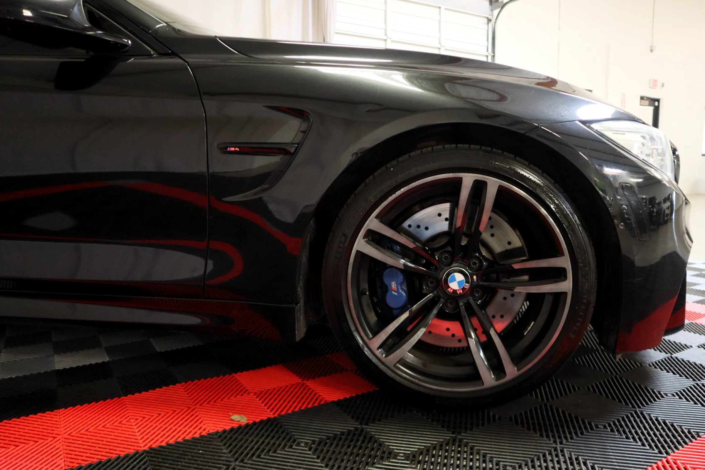 Used 2015 BMW M4 Coupe RWD image 8