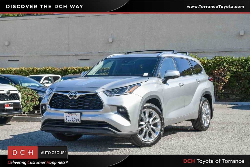 Certified 2022 Toyota Highlander Limited