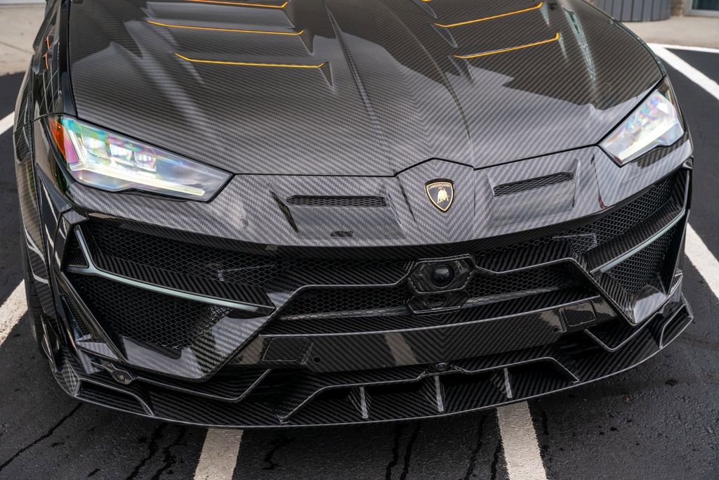 Used 2022 Lamborghini Urus AWD/4WD image 5