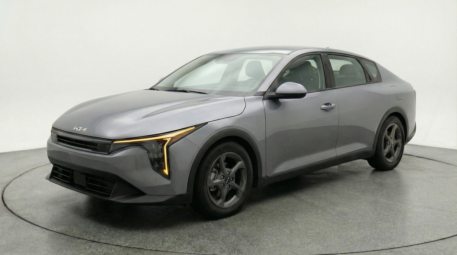Used 2025 Kia K4 FWD image 2