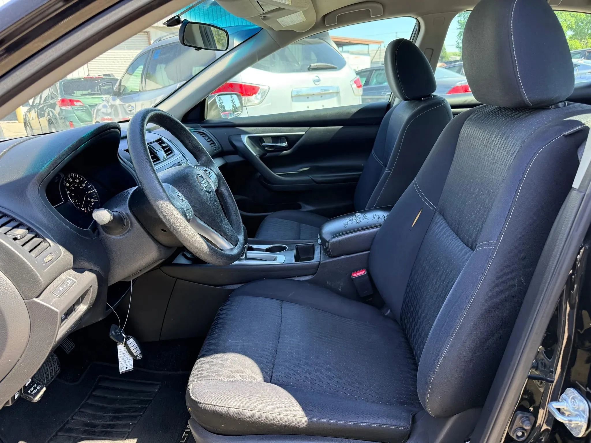 Used 2018 Nissan Altima 2.5 S w/ S Convenience Package FWD image 2