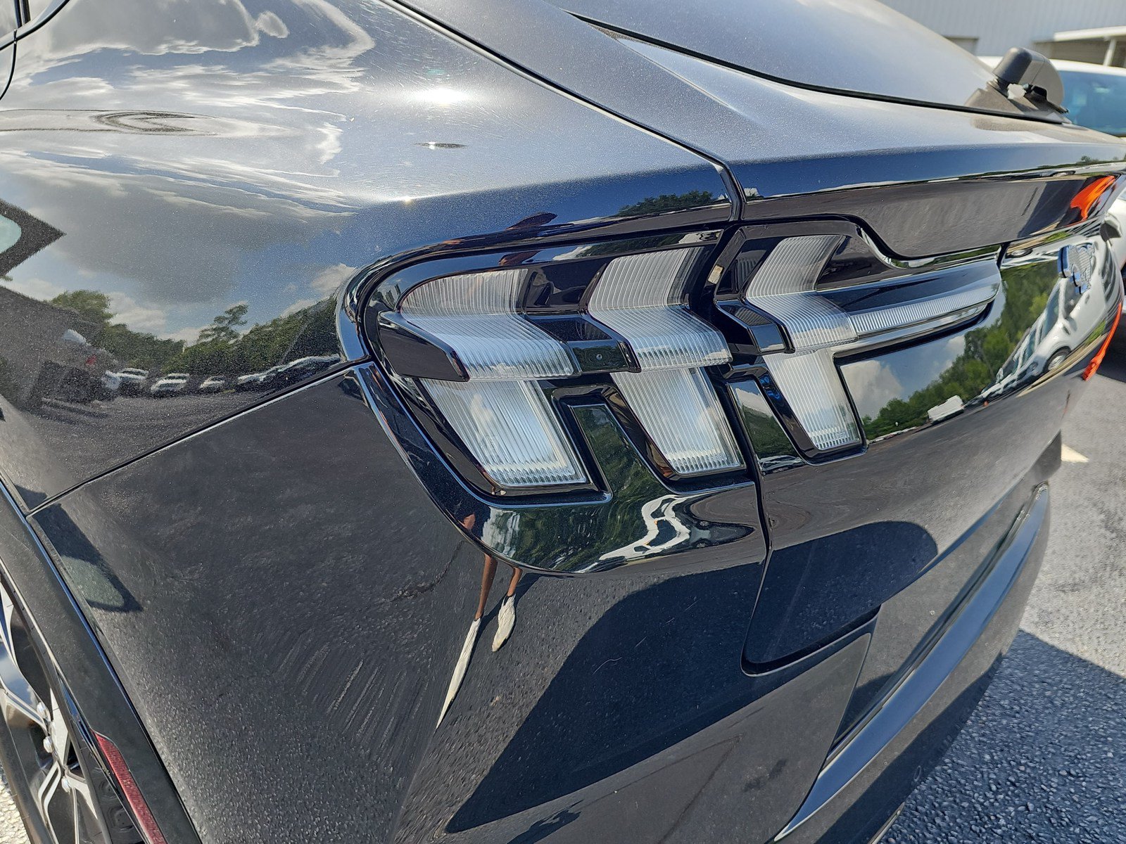 Used 2022 Ford Mustang Mach-E Premium RWD image 34
