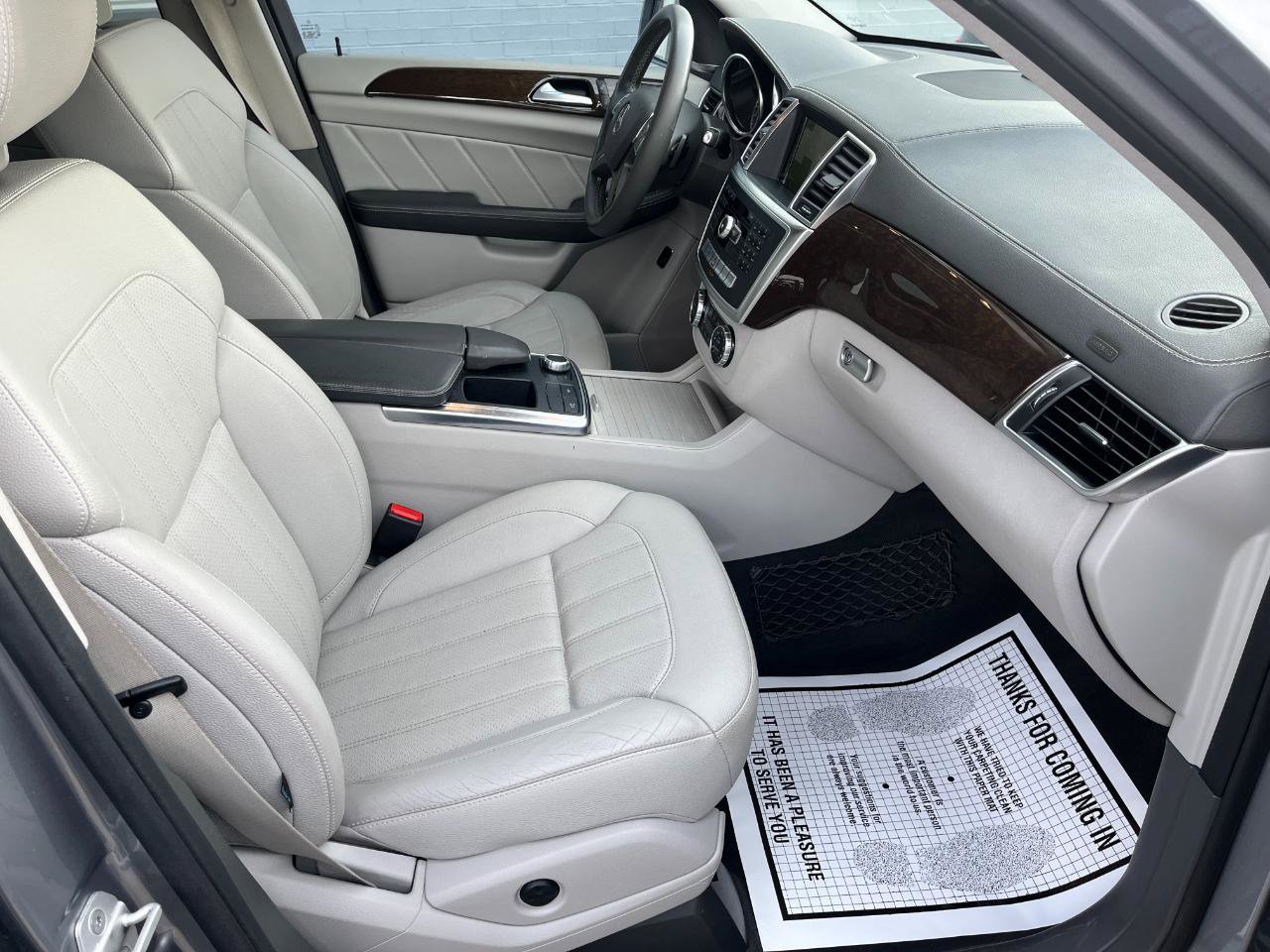 Used 2015 Mercedes-Benz GL 320 GL350 BlueTEC w/ Premium I Package image 28