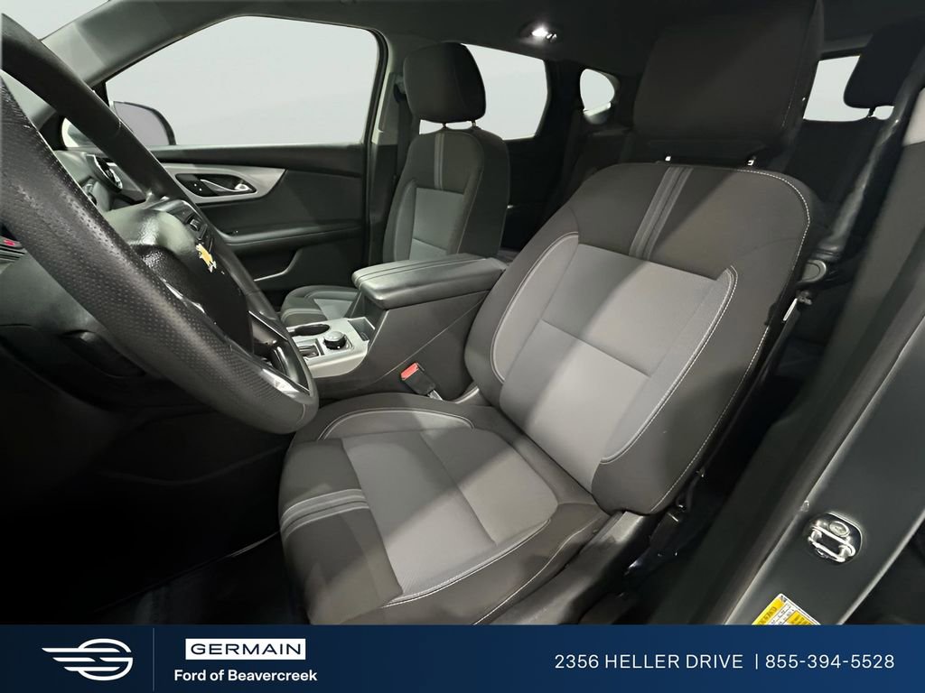 Used 2023 Chevrolet Blazer LT image 9