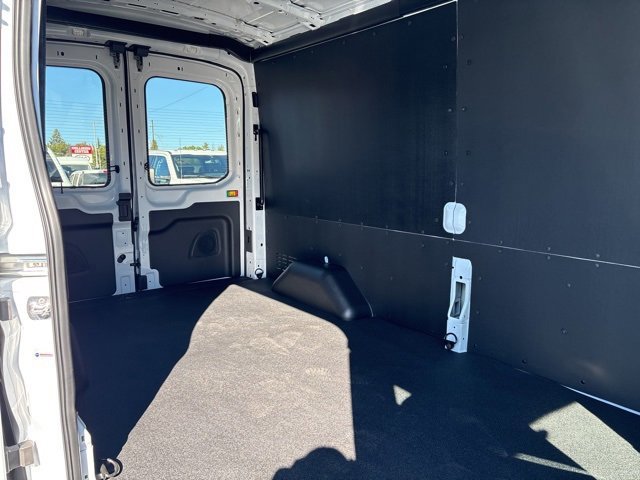 New 2025 Ford Transit 250 148 Medium Roof Extended AWD image 6