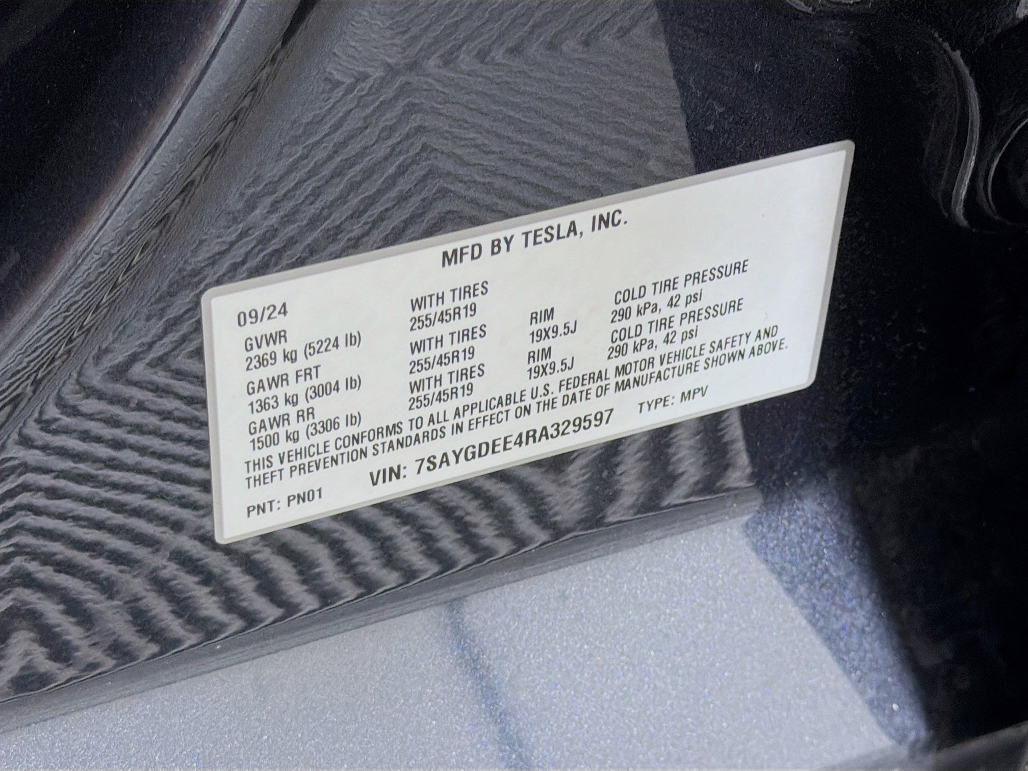 Used 2024 Tesla Model Y Long Range AWD/4WD image 12