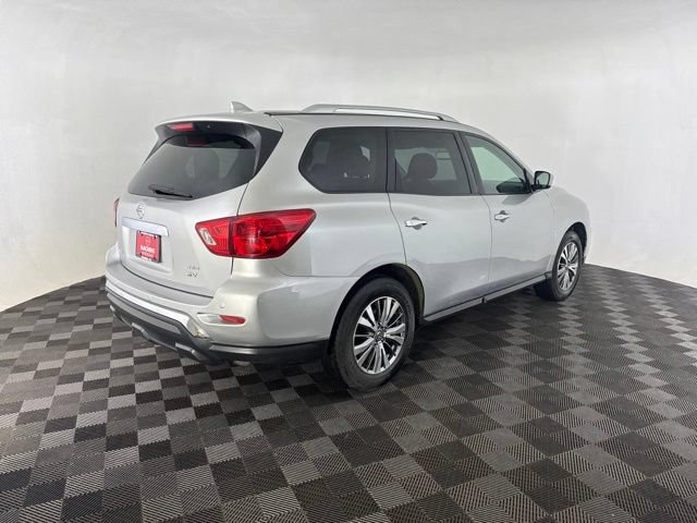 Used 2019 Nissan Pathfinder SV AWD/4WD image 5