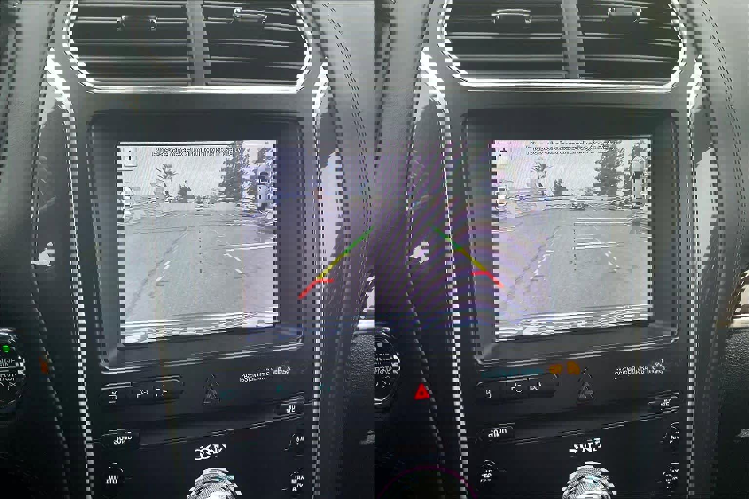 Used 2019 Ford Explorer Platinum image 22