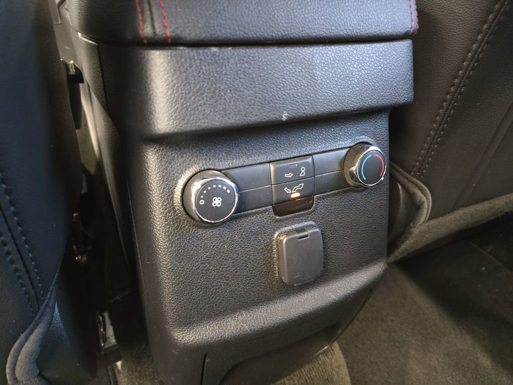 Used 2018 Ford Explorer Sport AWD/4WD image 28