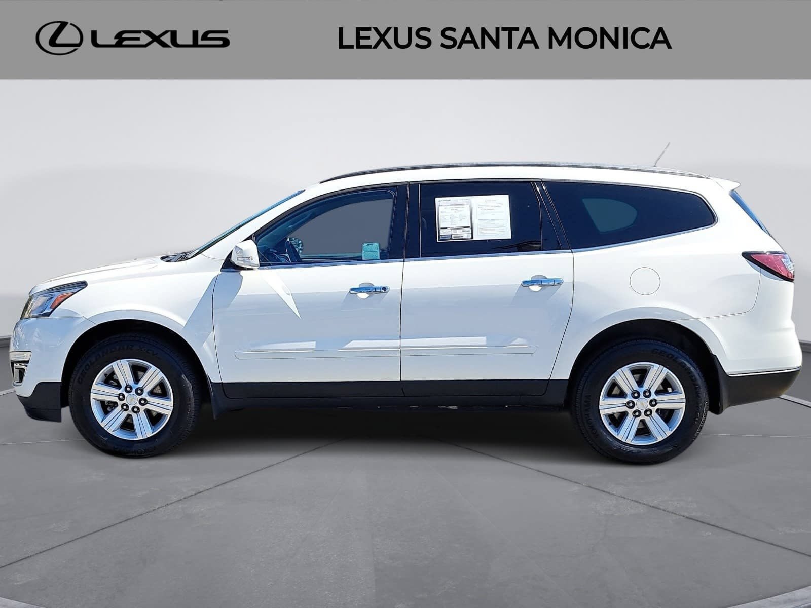 Used 2014 Chevrolet Traverse LT FWD image 8
