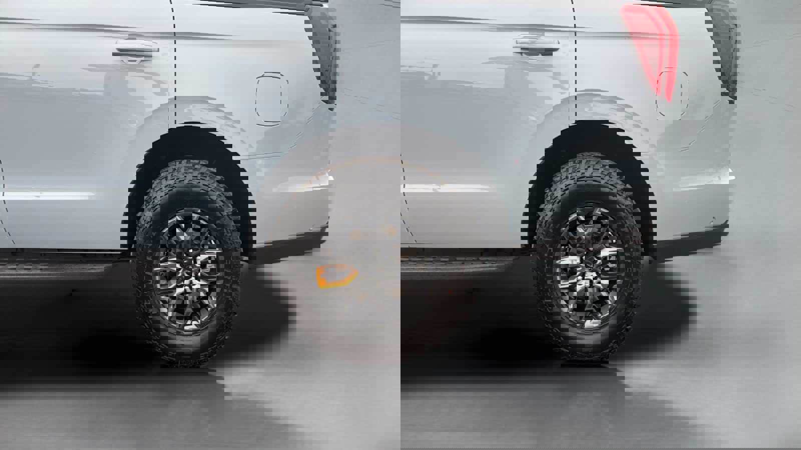 Certified 2025 Ford Expedition Tremor image 38