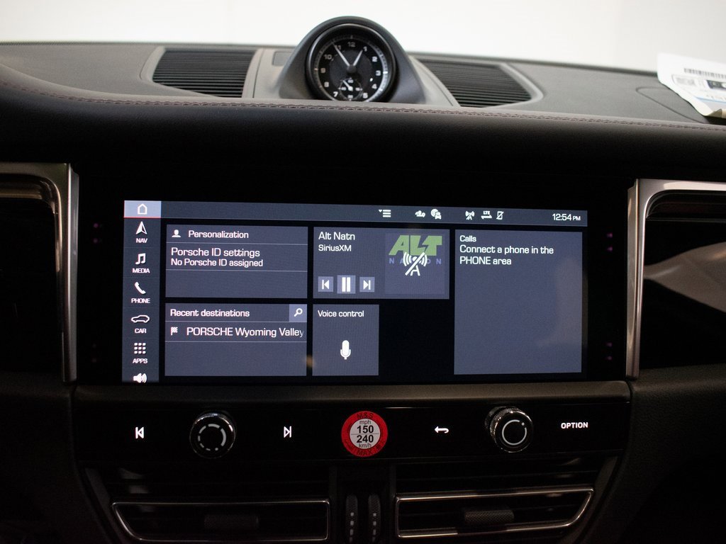 New 2026 Porsche Macan image 29