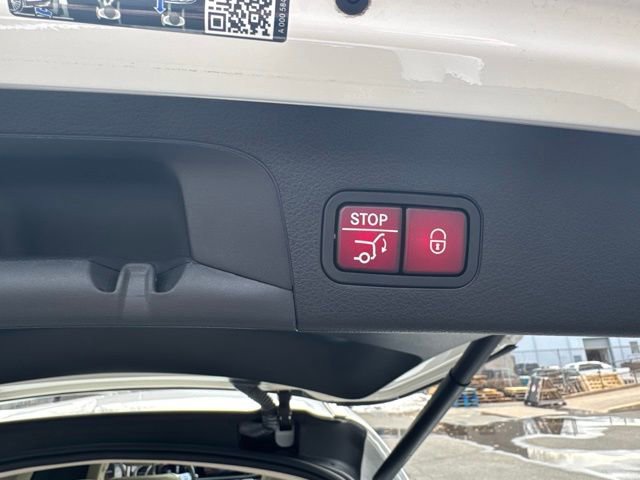 Used 2022 Mercedes-Benz GLS 450 4MATIC image 27