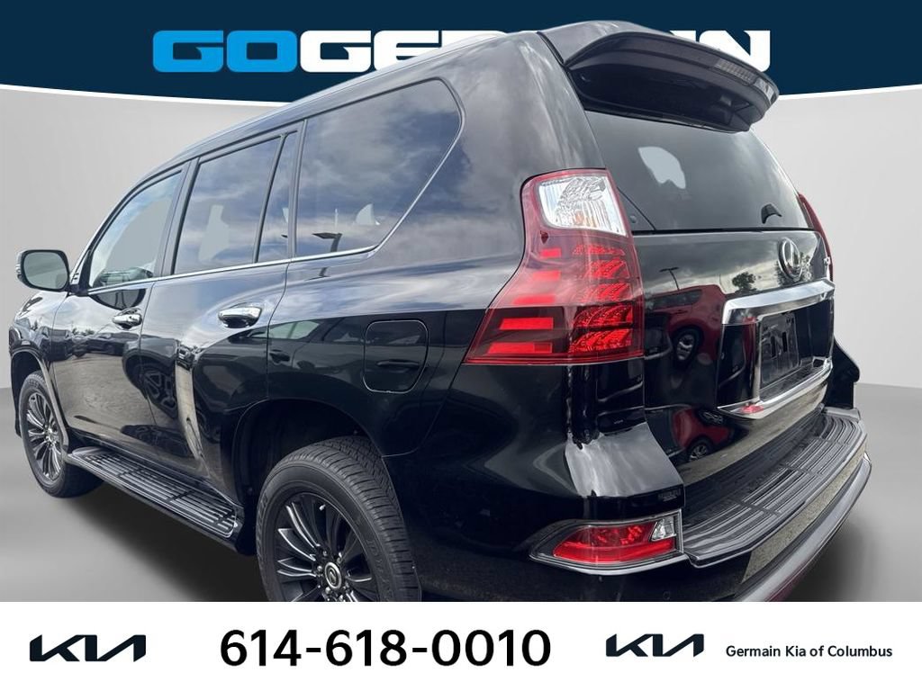 Used 2022 Lexus GX 460 Premium w/ Accessory Package AWD/4WD image 2
