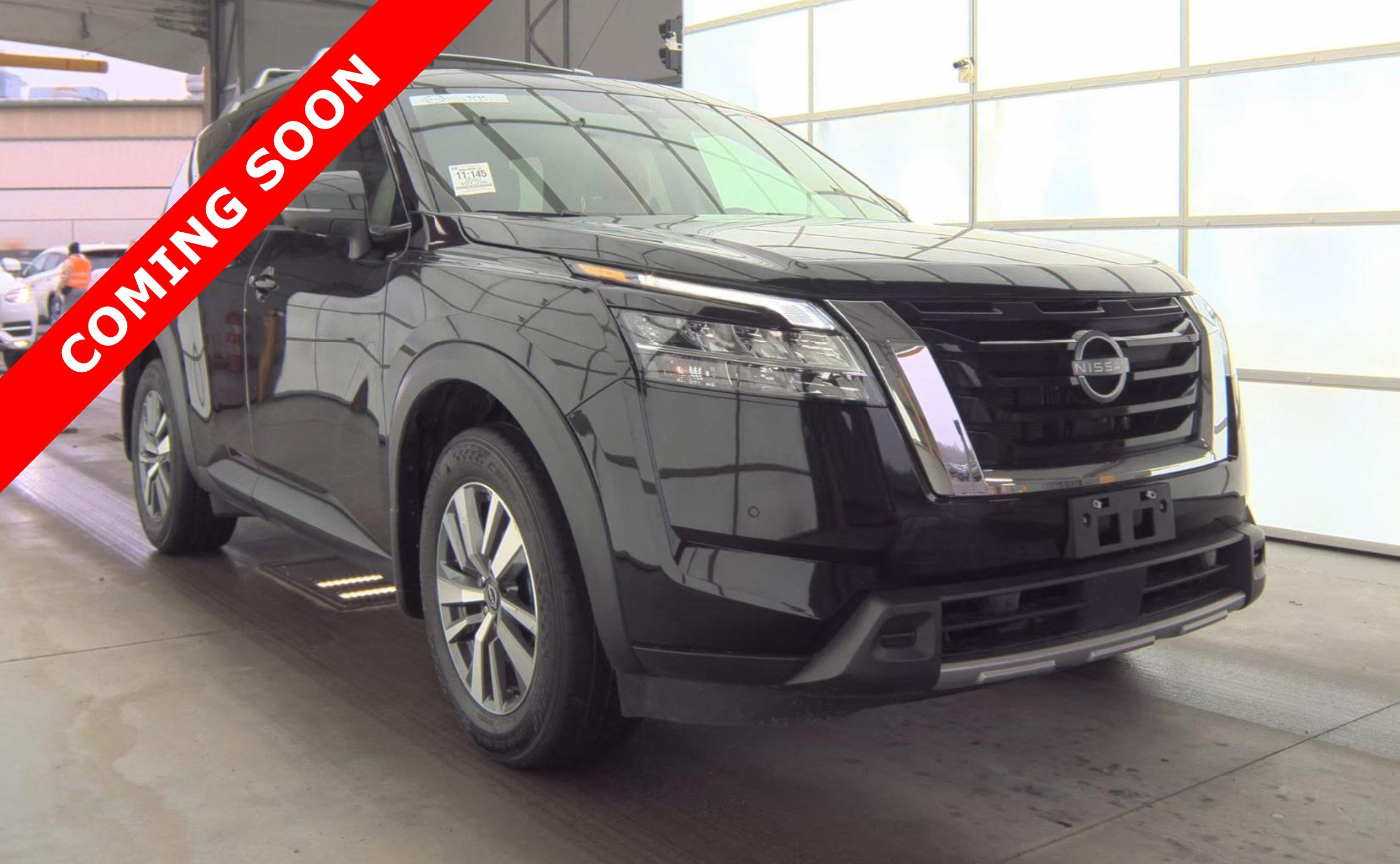 Used 2023 Nissan Pathfinder SL image 3