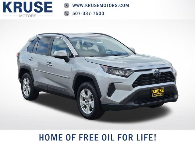 Used 2019 Toyota RAV4 LE w/ Carpet Mat Package AWD/4WD image 1
