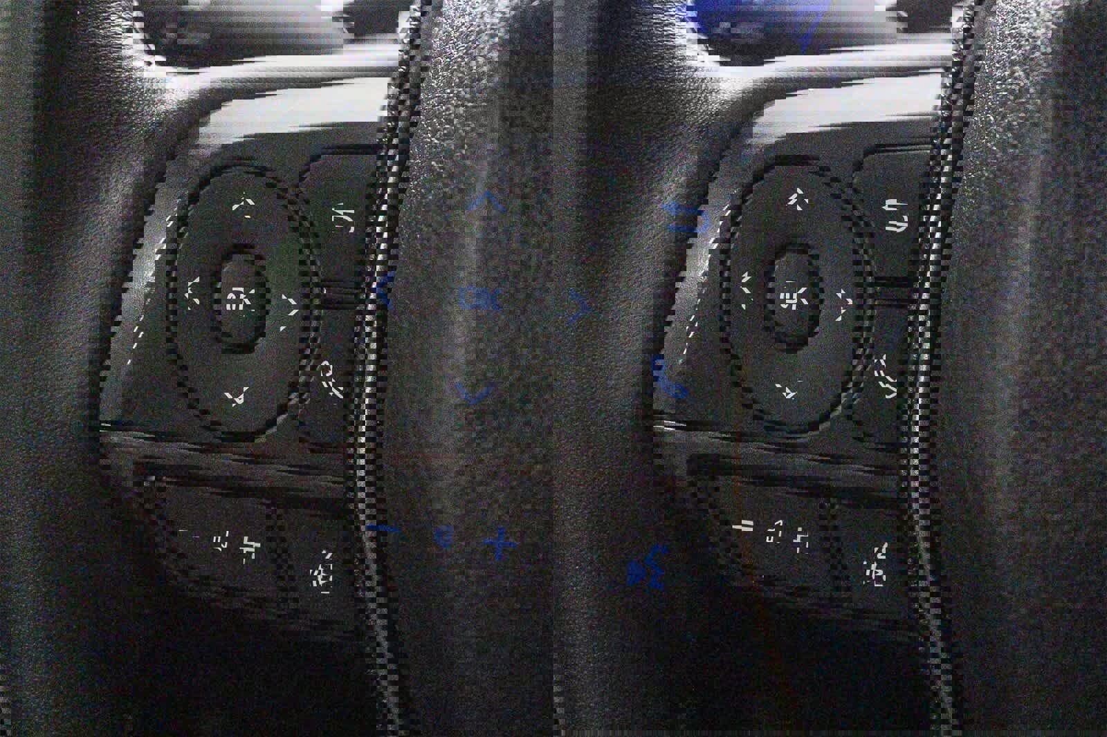 Used 2023 Toyota Camry SE image 25