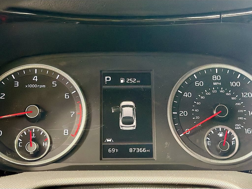 Used 2022 Kia K5 LX FWD image 14