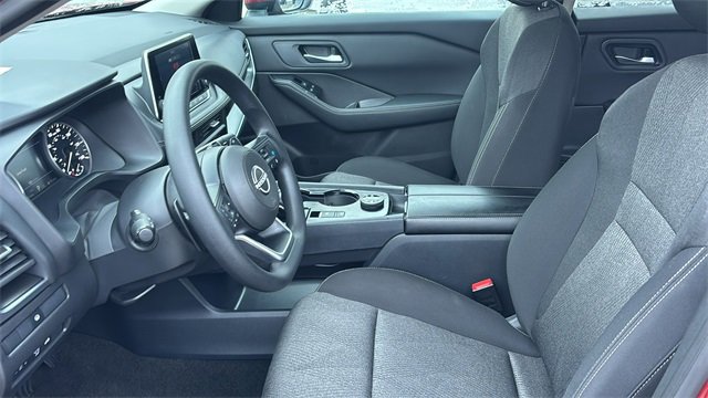 Used 2024 Nissan Rogue SV image 23