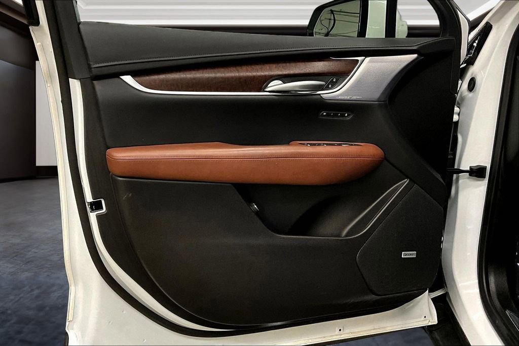 Certified 2025 Cadillac XT5 Sportv w/ Technology Package image 20