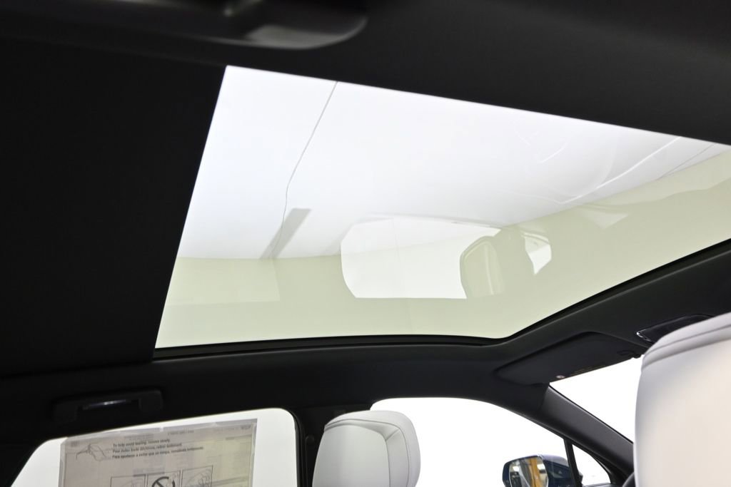 New 2025 Cadillac Lyriq Sport image 17