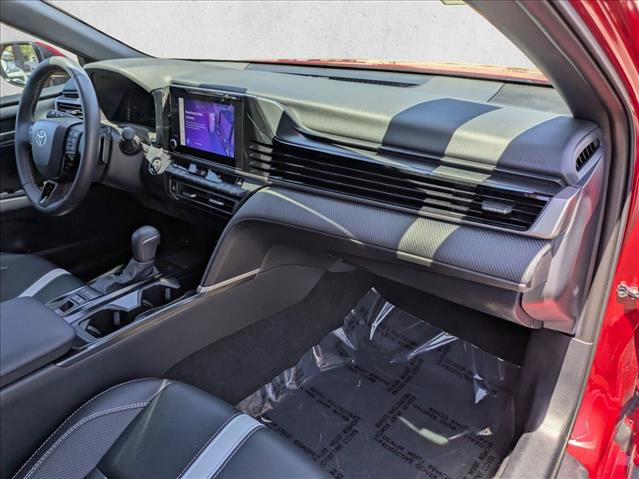 Used 2025 Toyota Camry SE w/ Convenience Package FWD image 21