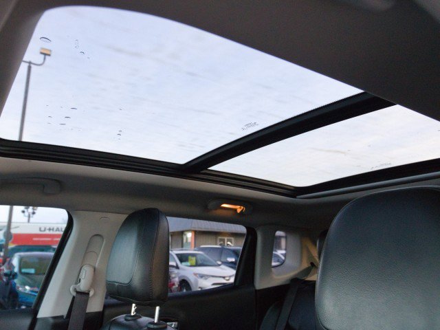 Used 2017 Jeep Compass Trailhawk w/ Leather Interior Group image 16